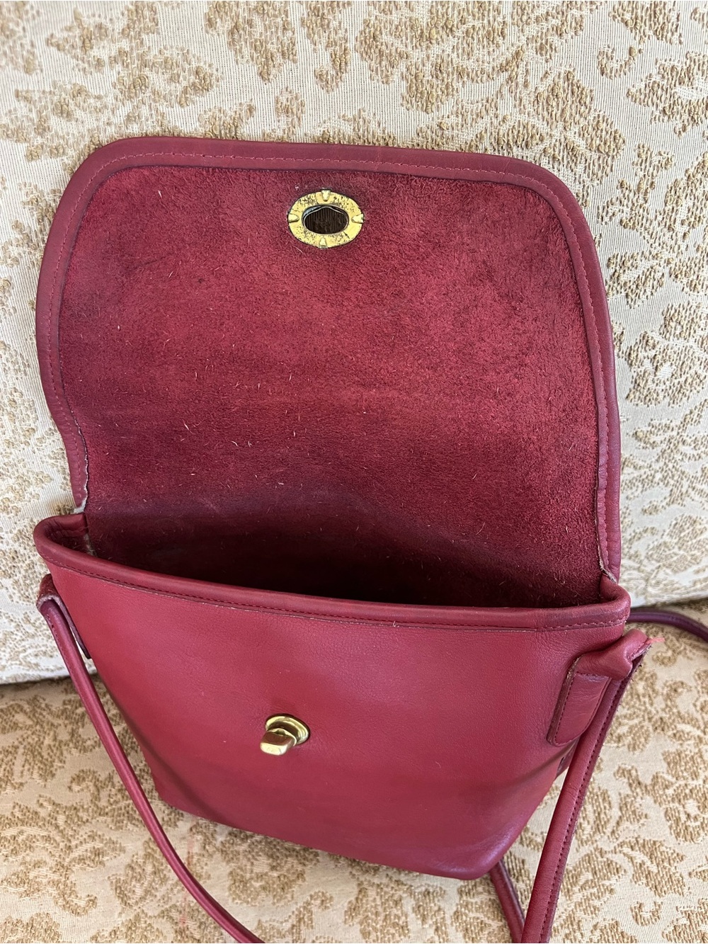 Vintage COACH red Quincey bag 9919 - Picture 3 of 10